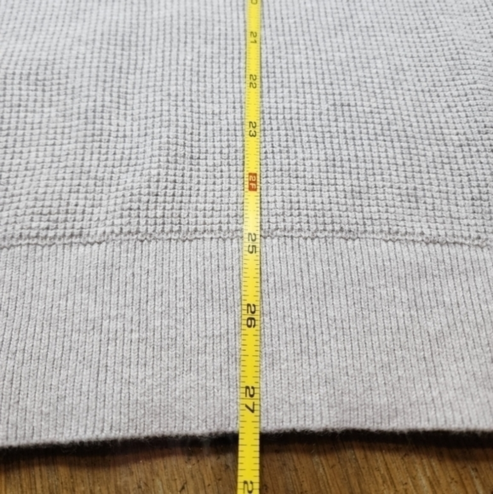 Michael Kors Men's XL Light Gray Crew Neck Sweater - Picture 5 of 11